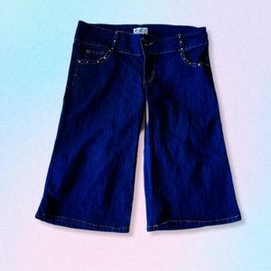 7&7 Brand JR SZ 11 wide-leg Jean Guacho Shorts